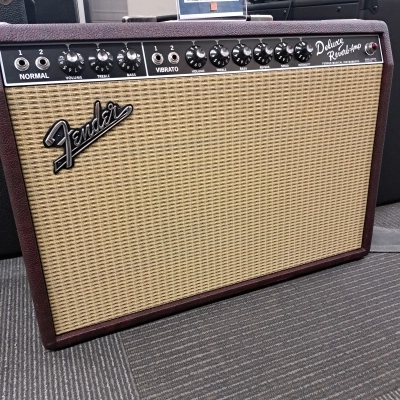 Store Special Product - Fender Deluxe Reverb - Wine Red